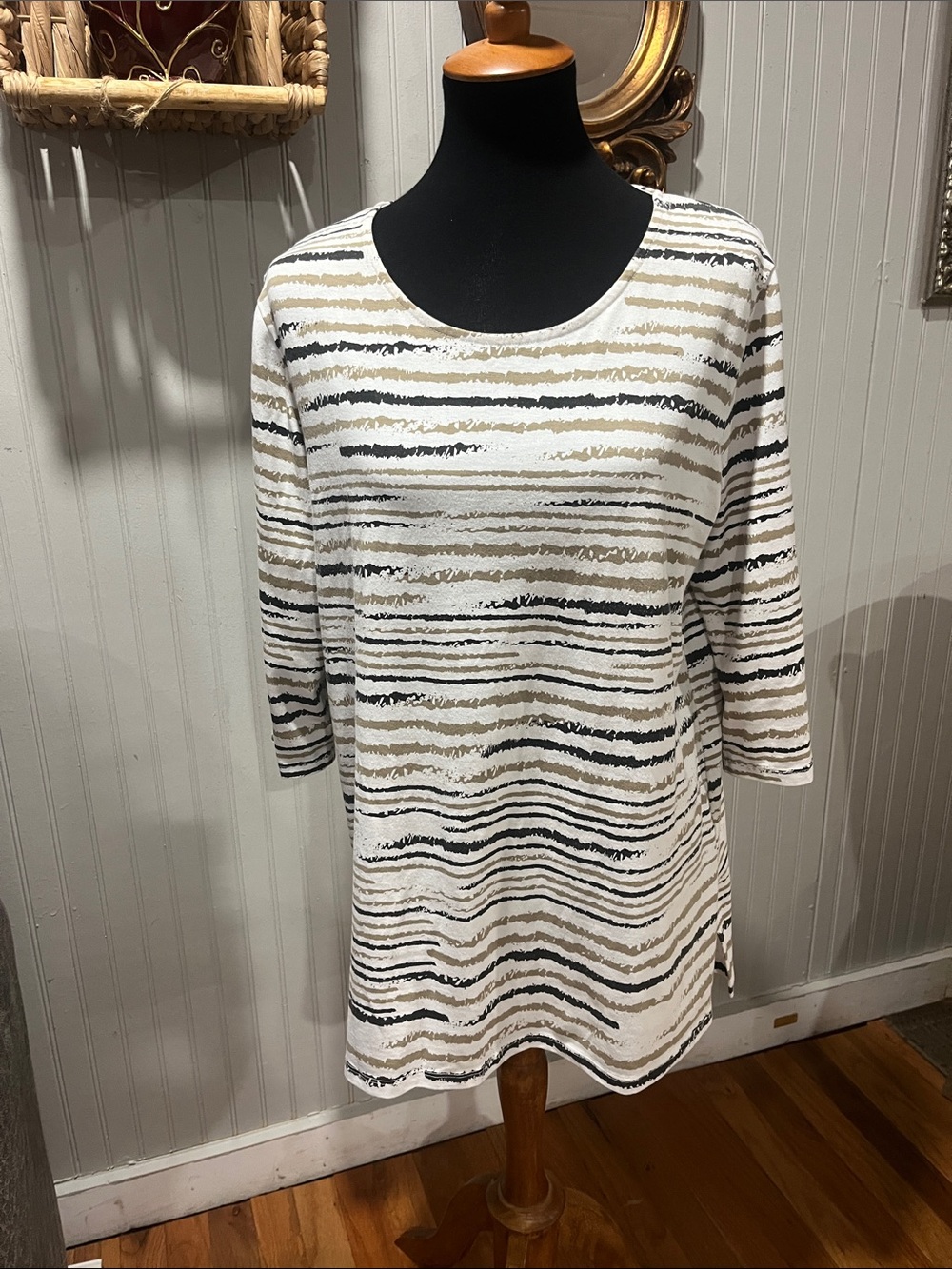 Women's Striped Scoop Neck Tunic Dress - White and Tan